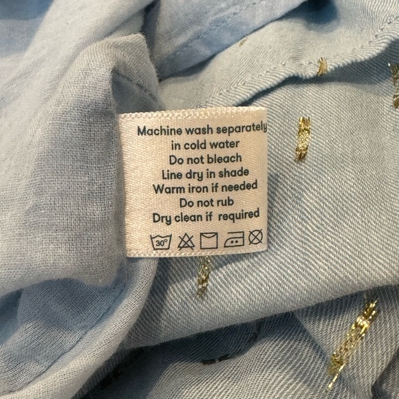 Roller Rabbit Dress. - Picture 6 of 7